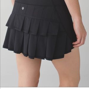 Lululemon Tennis Ruffle Skort Skirt Black